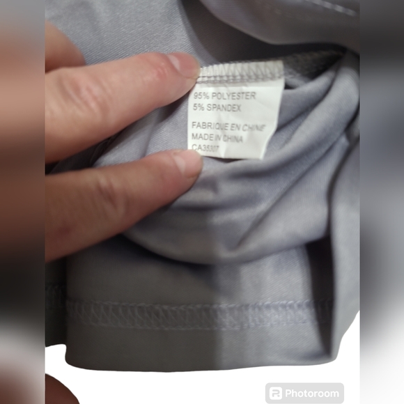 💲1️⃣ SHEIN Silver Grey Lace V-Neck Camisole Tank Top Size Small - Picture 8 of 8